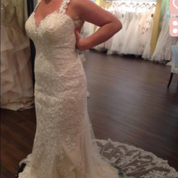 Stella York 6245 Wedding Dress | New, Size: 8 Never worn/unaltered - Picture 5 of 8